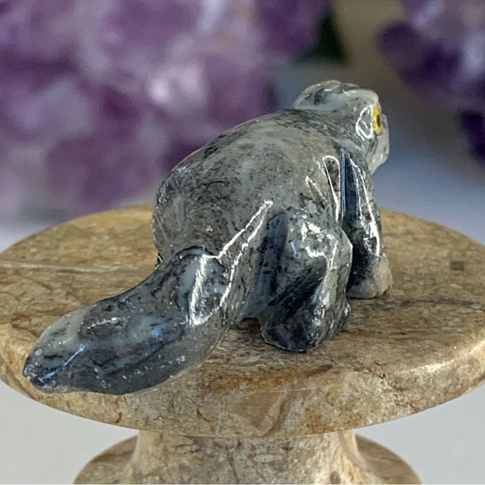 Miniature LIZARD Soapstone Figurine Stone Carving MINI Hand Carved Animal Figure - Picture 6 of 10